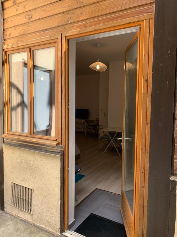 L'Appartement De La Maison Du Theatre Saint Bonnet Bourges Dış mekan fotoğraf